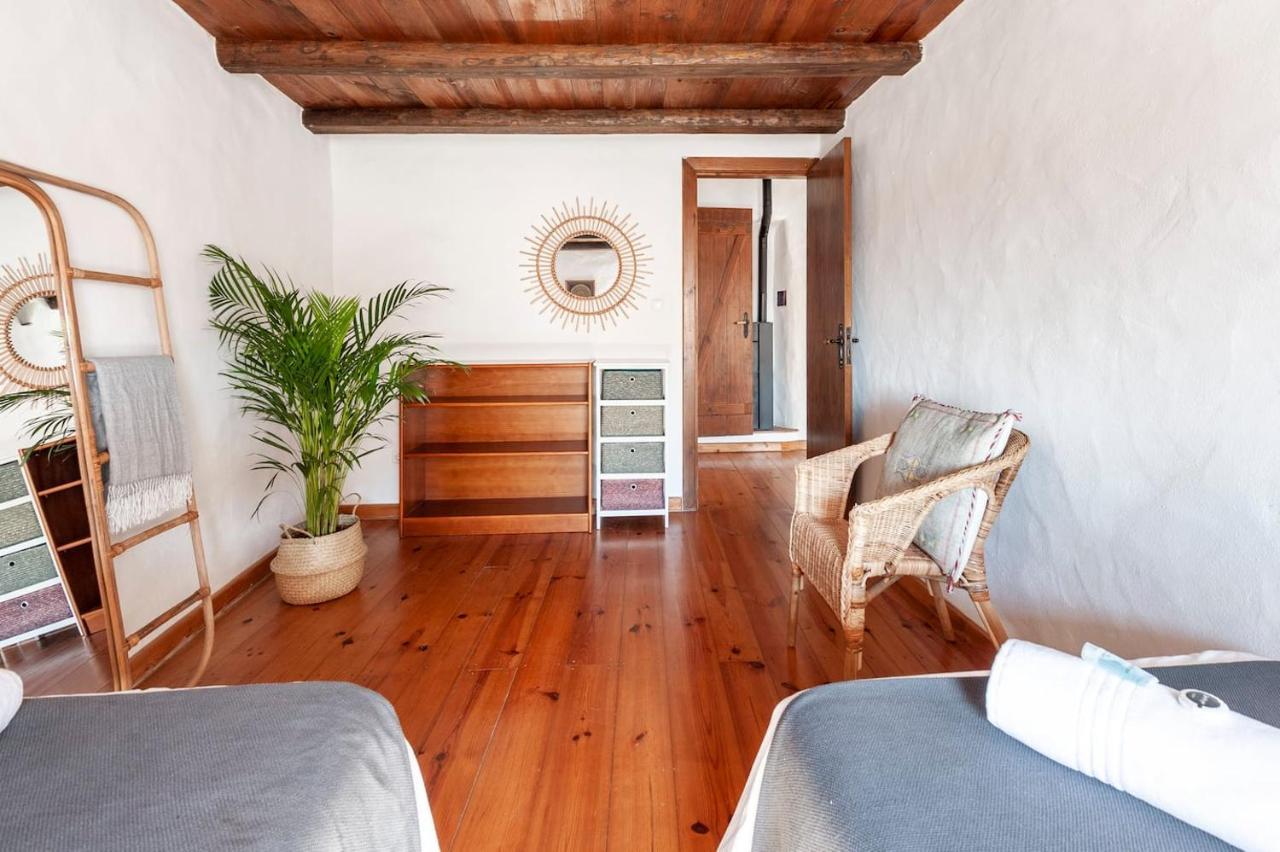 Oliveira Surf House Ericeira Villa Santo Isidoro ภายนอก รูปภาพ